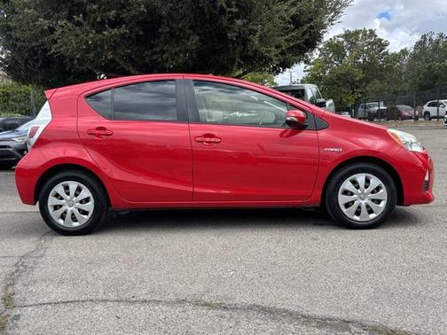 2014 Toyota Prius c Two