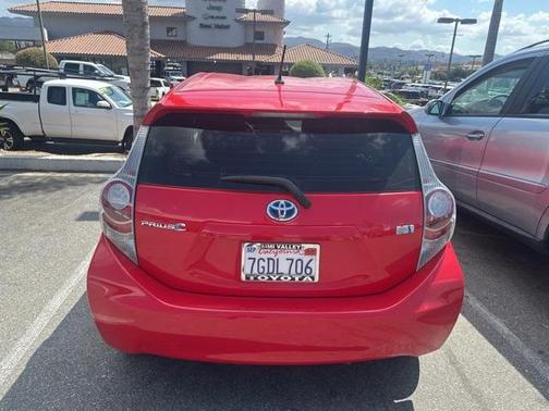 2014 Toyota Prius c Two