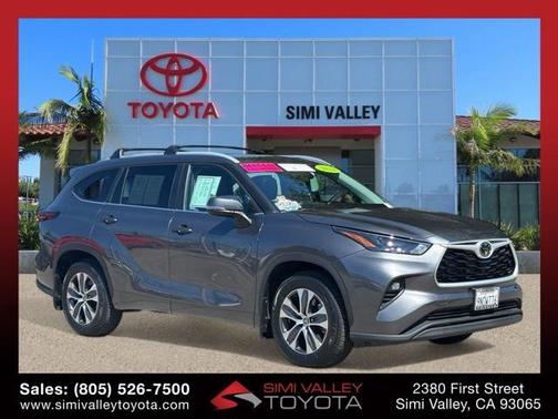 2024 Toyota Highlander XLE