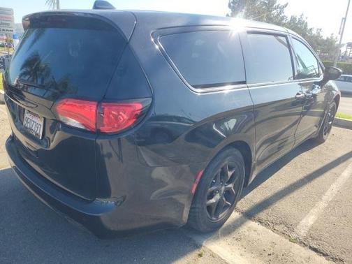 2019 Chrysler Pacifica Touring Plus