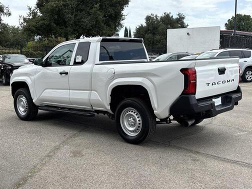 2025 Toyota Tacoma SR