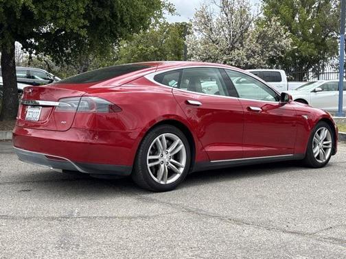 2014 Tesla Model S Base