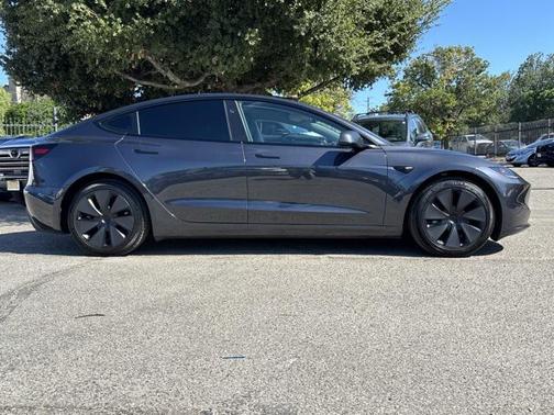 2024 Tesla Model 3 Long Range