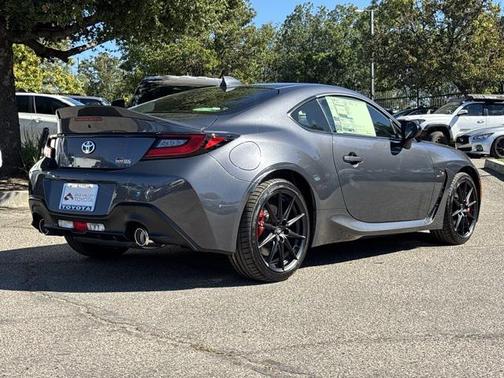 2025 Toyota GR86 Premium