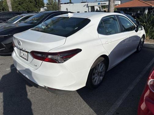 2022 Toyota Camry LE