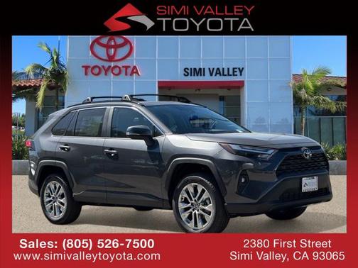 2025 Toyota RAV4 XLE Premium