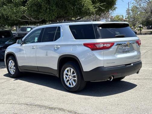 2020 Chevrolet Traverse LT Cloth