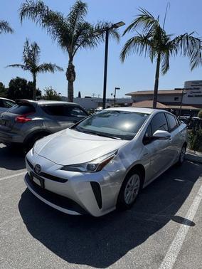 2019 Toyota Prius LE