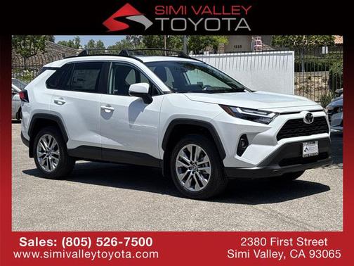 2025 Toyota RAV4 XLE Premium