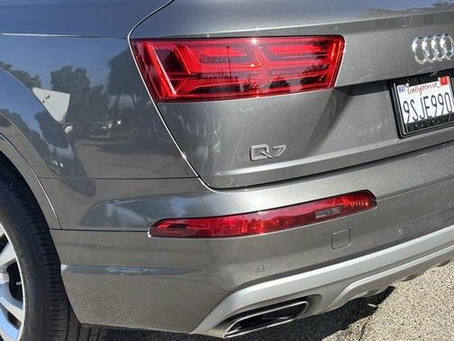 2019 Audi Q7 55 Premium