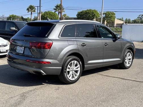 2019 Audi Q7 55 Premium