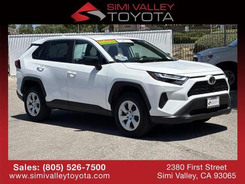 2024 Toyota RAV4 LE