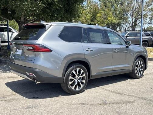 2025 Toyota Grand Highlander Hybrid Limited MAX
