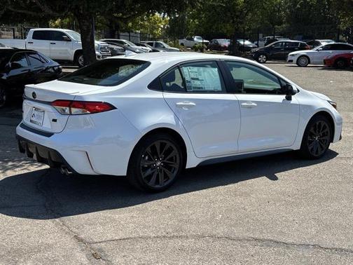 2025 Toyota Corolla SE