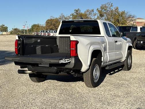 2025 Toyota Tacoma SR