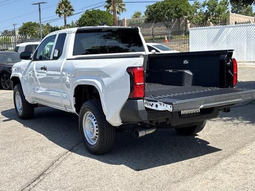 2025 Toyota Tacoma SR