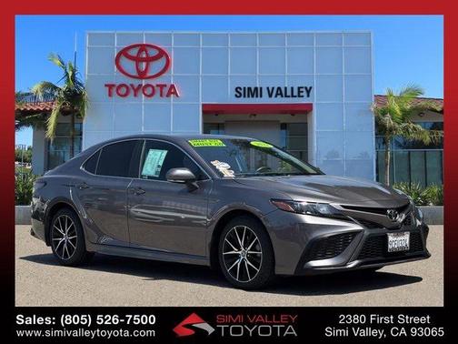 2022 Toyota Camry SE