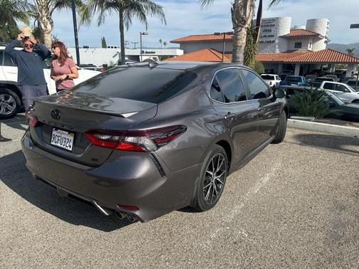 2022 Toyota Camry SE