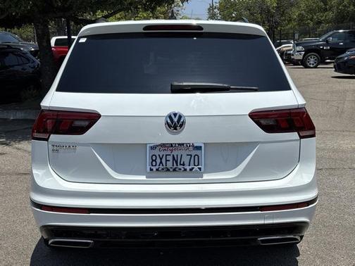 2020 Volkswagen Tiguan 2.0T SE R-Line Black