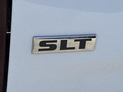 2018 RAM 1500 SLT