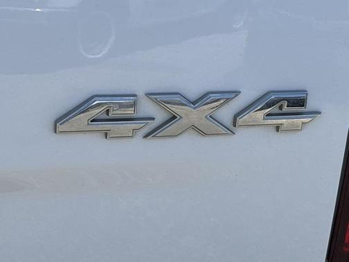 2018 RAM 1500 SLT