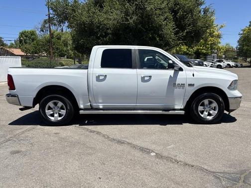 2018 RAM 1500 SLT