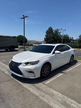 2017 Lexus ES 350 Base