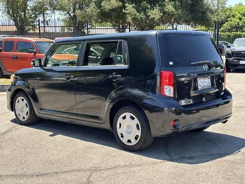 2013 Scion xB 10 Series