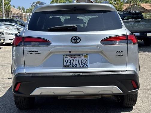 2022 Toyota Corolla Cross XLE