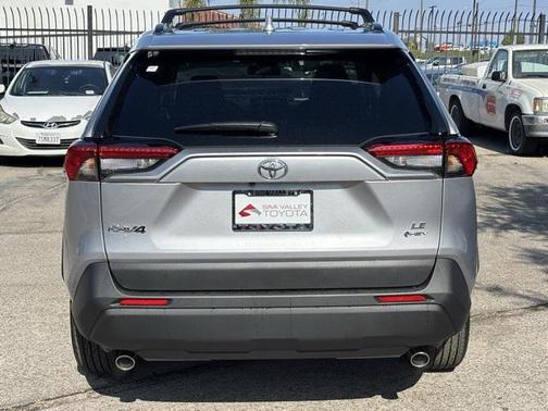 2025 Toyota RAV4 Hybrid LE