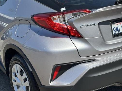 2019 Toyota C-HR LE