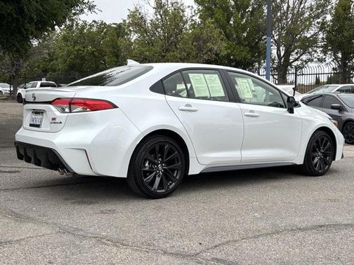 2024 Toyota Corolla Hybrid SE