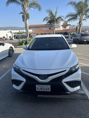 2024 Toyota Camry Hybrid SE