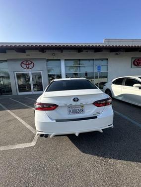 2024 Toyota Camry Hybrid SE