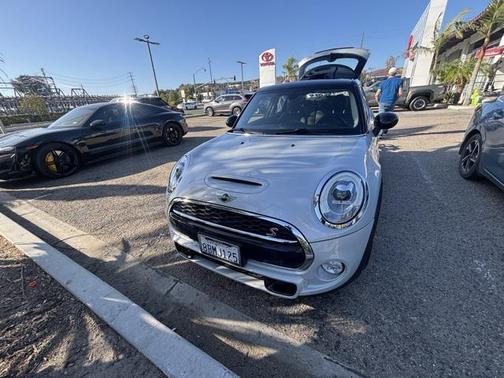 2018 MINI Hardtop Base