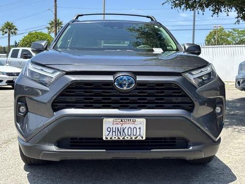 2023 Toyota RAV4 Hybrid XLE Premium