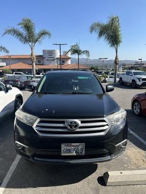 2011 Toyota Highlander SE