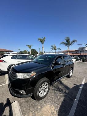 2011 Toyota Highlander SE