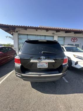 2011 Toyota Highlander SE