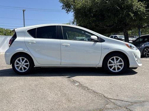 2015 Toyota Prius c Three