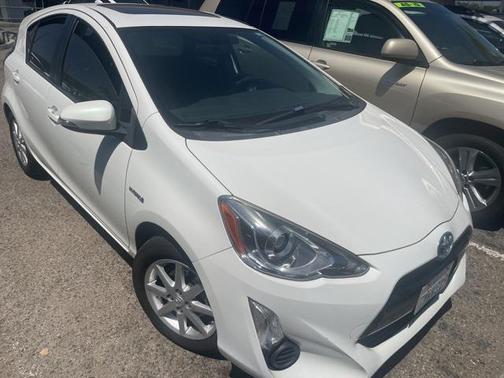2015 Toyota Prius c Three