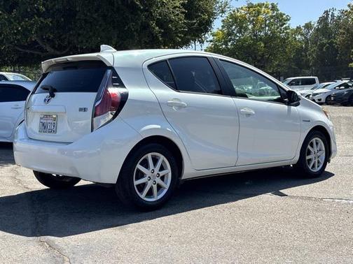 2015 Toyota Prius c Three