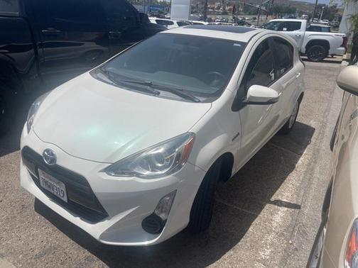 2015 Toyota Prius c Three