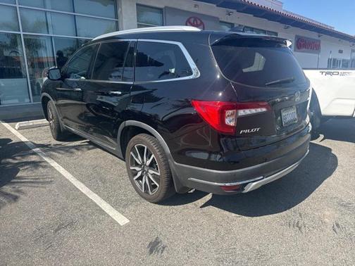2020 Honda Pilot Touring 8-Passenger