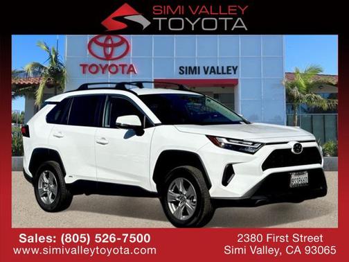 2025 Toyota RAV4 Hybrid XLE