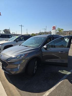 2021 Ford Escape Titanium