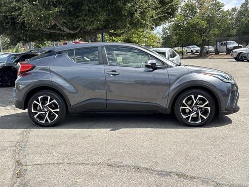 2020 Toyota C-HR XLE