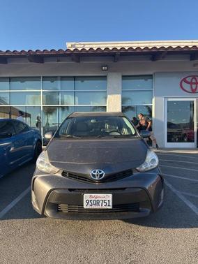 2017 Toyota Prius v Four