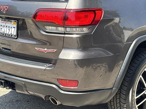 2020 Jeep Grand Cherokee Trailhawk