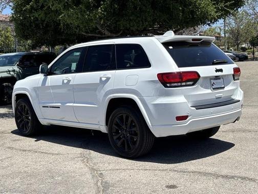 2021 Jeep Grand Cherokee Laredo